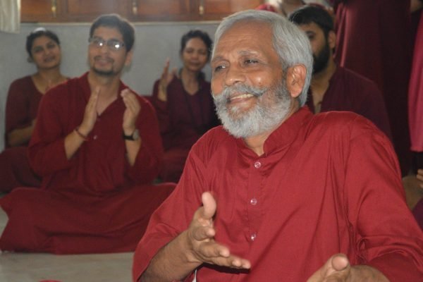ma-dharam-jyoti-osho-meditation-camp-03